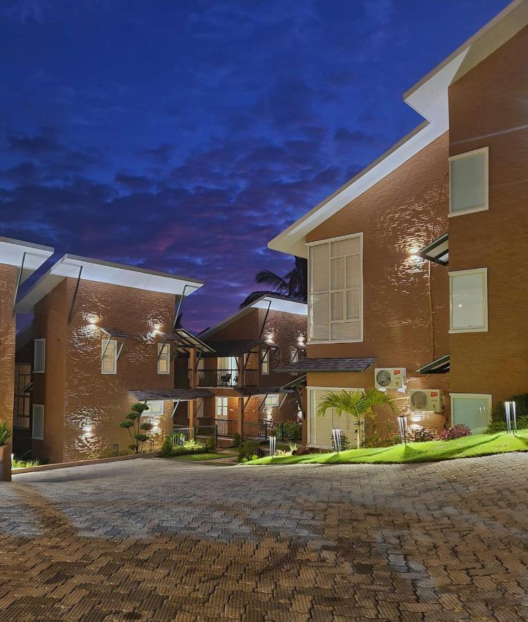 Nexstay Grand Chaliyar Resort Edavanna Exterior photo