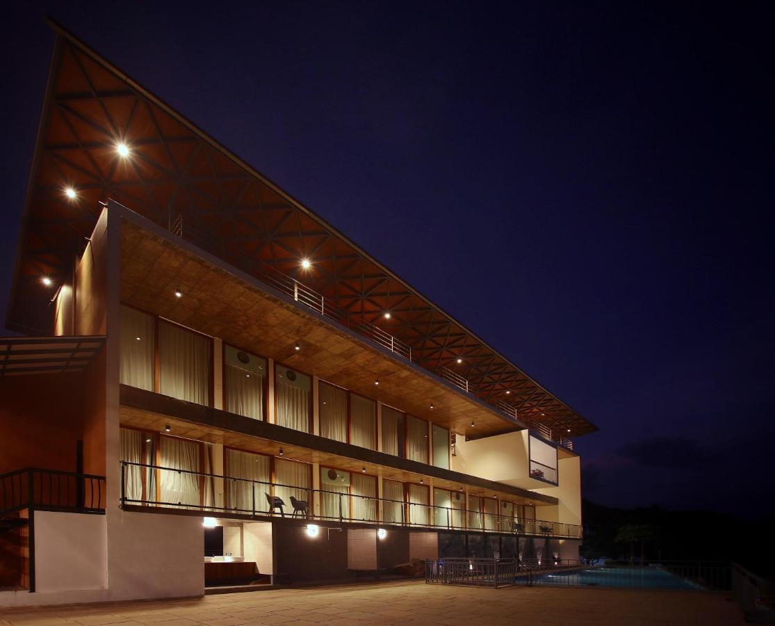 Nexstay Grand Chaliyar Resort Edavanna Exterior photo